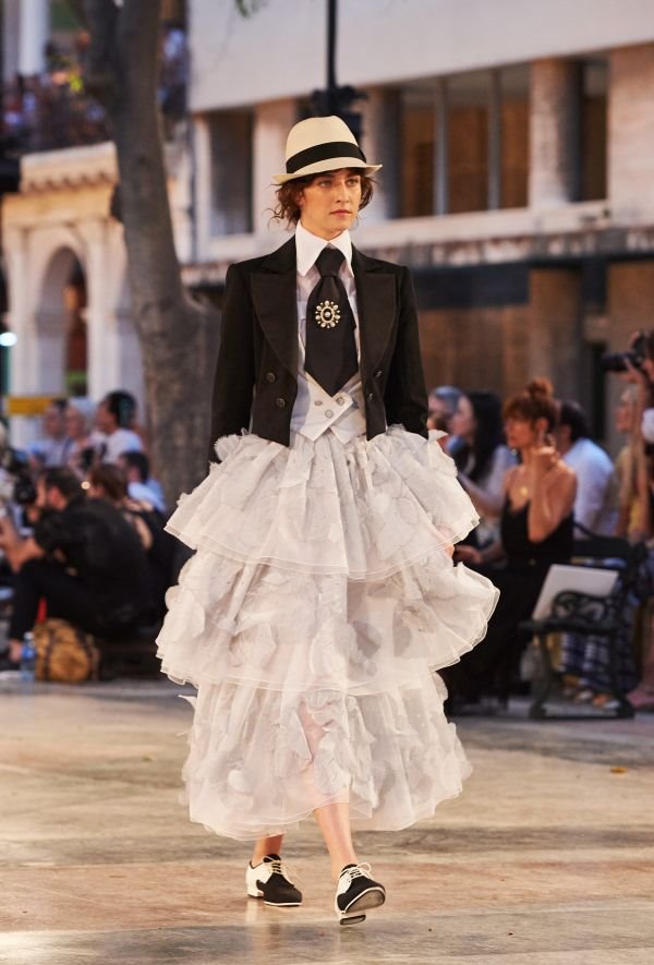 Najnovija kolekcija linije Chanel Cruise prikazana na Kubi