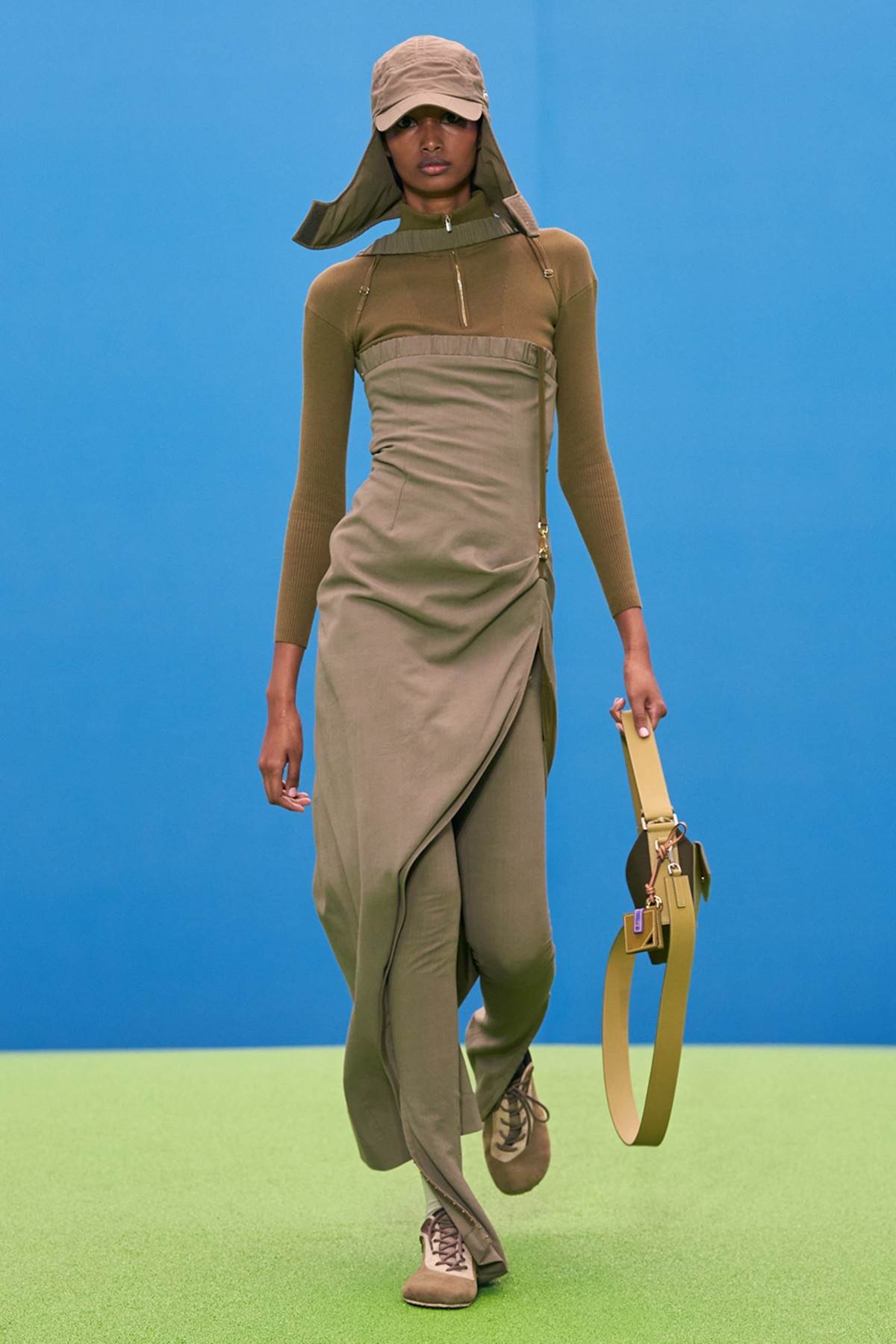 jacquemus-revija-la-montagne