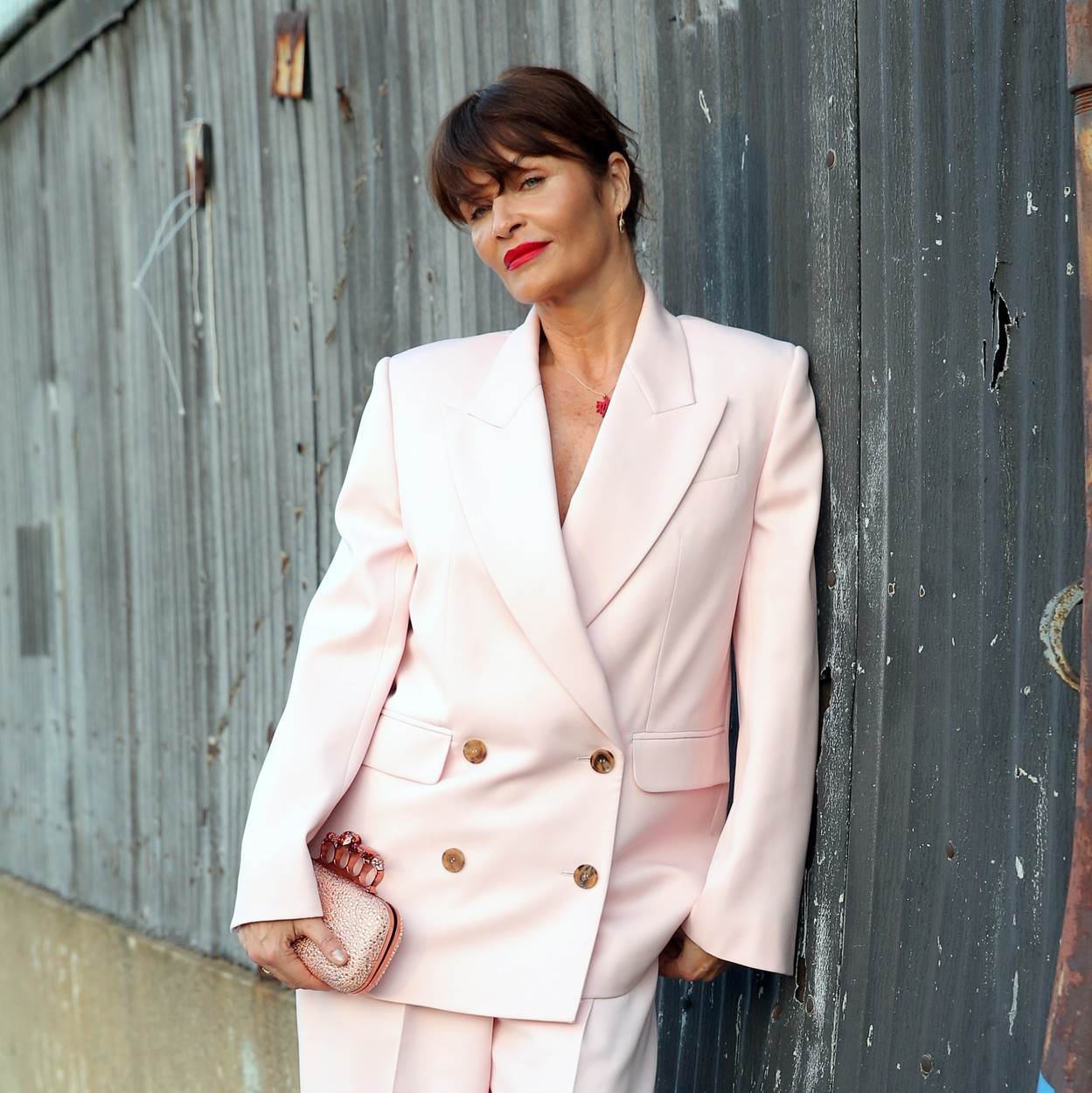 HELENA CHRISTENSEN IMA ODELO KOJE JE MUST-HAVE ZA ŽENE U 50-IM GODINAMA: Oličenje je elegancije i visokog stila