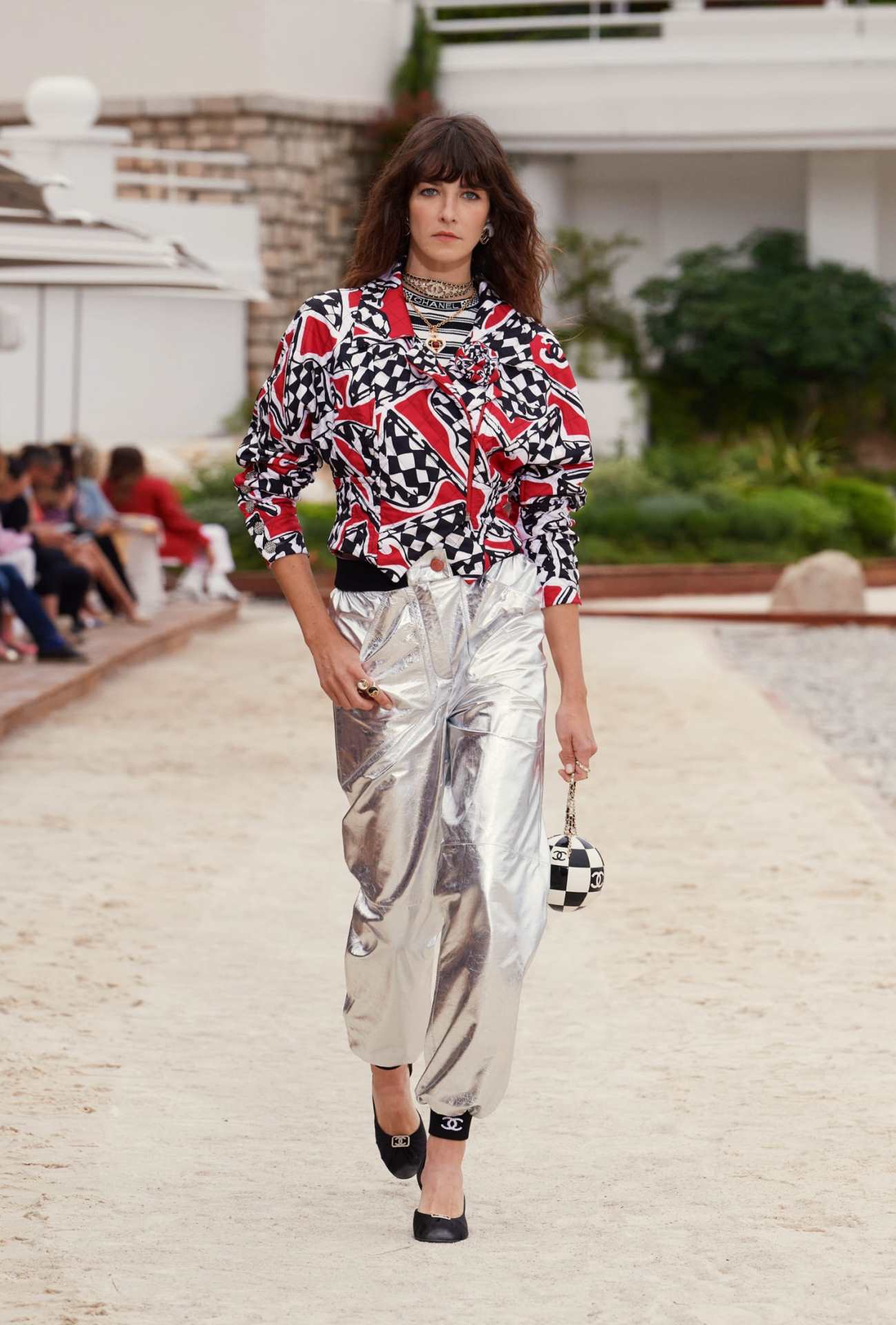 chanel_0019-cruise-2022-23-collection_looks_vf-LD.jpg