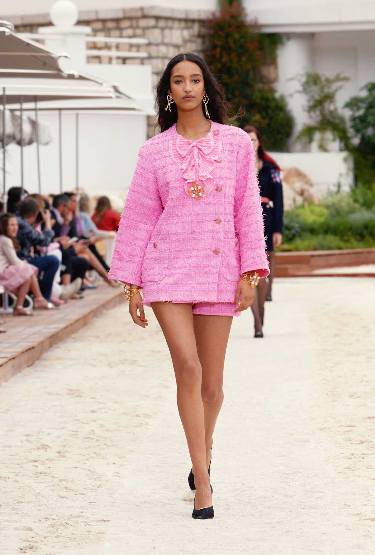 chanel_0039-cruise-2022-23-collection_looks_vf-LD.jpg