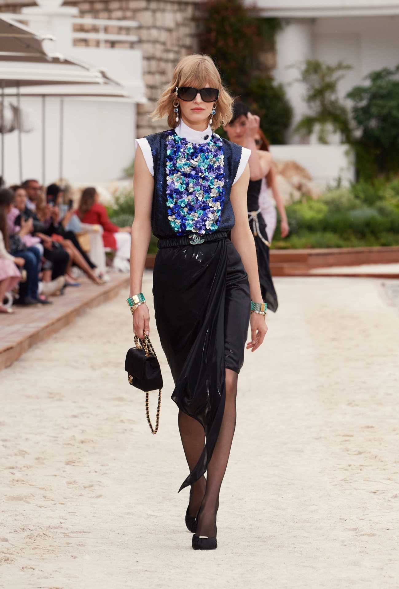 chanel_0049-cruise-2022-23-collection_looks_vf-LD.jpg