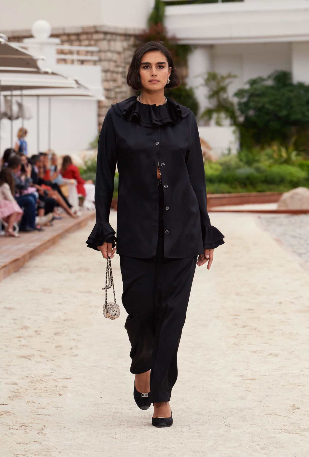 chanel_0046-cruise-2022-23-collection_looks_vf-LD.jpg