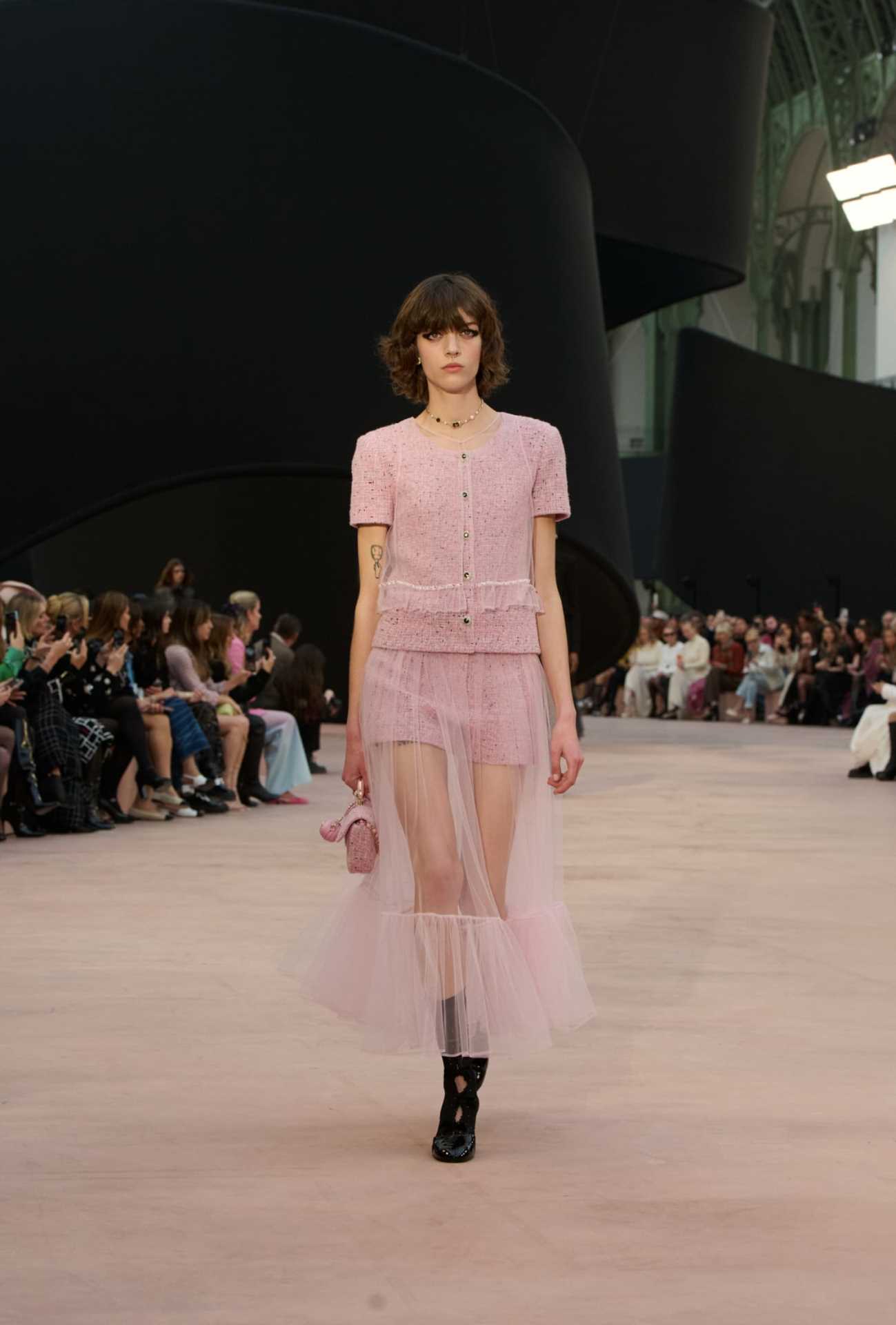 chanel_fw-2025-26-rtw-copyright-chanel-look-06-LD.jpg