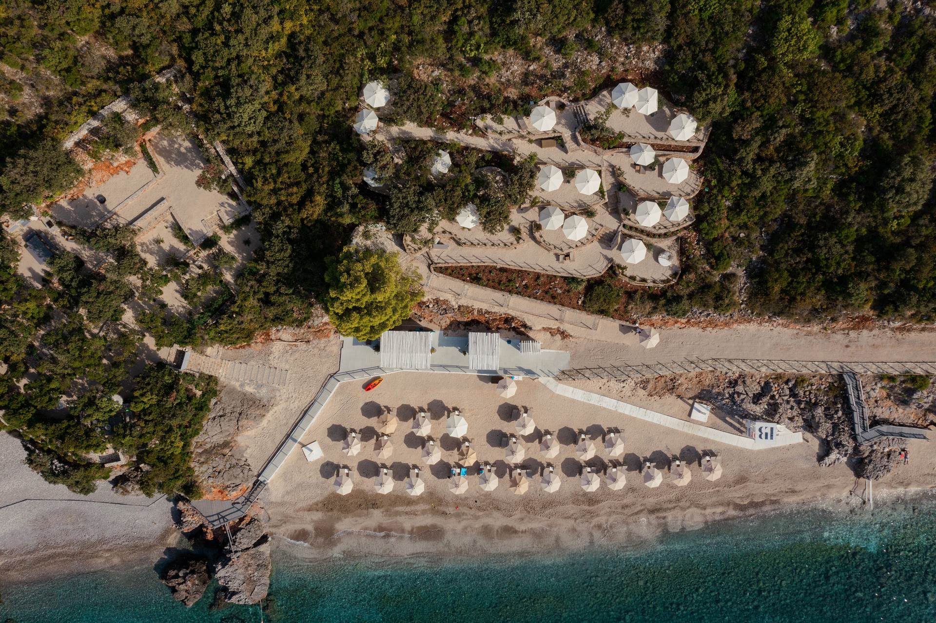 Restorani plaže i program Luštica Bay 2025