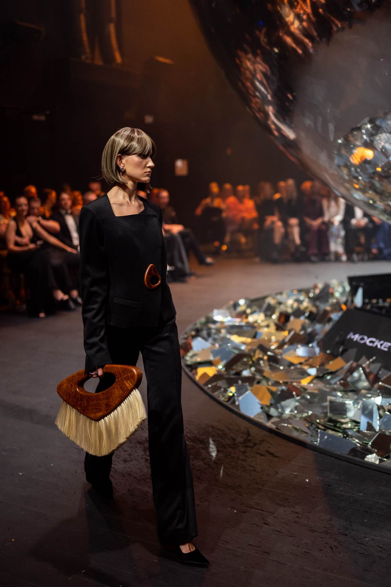 Model by Gabriele Mockeviciute_ELLE ICONIC NIGHT_By Darius Kucys (1).jpg