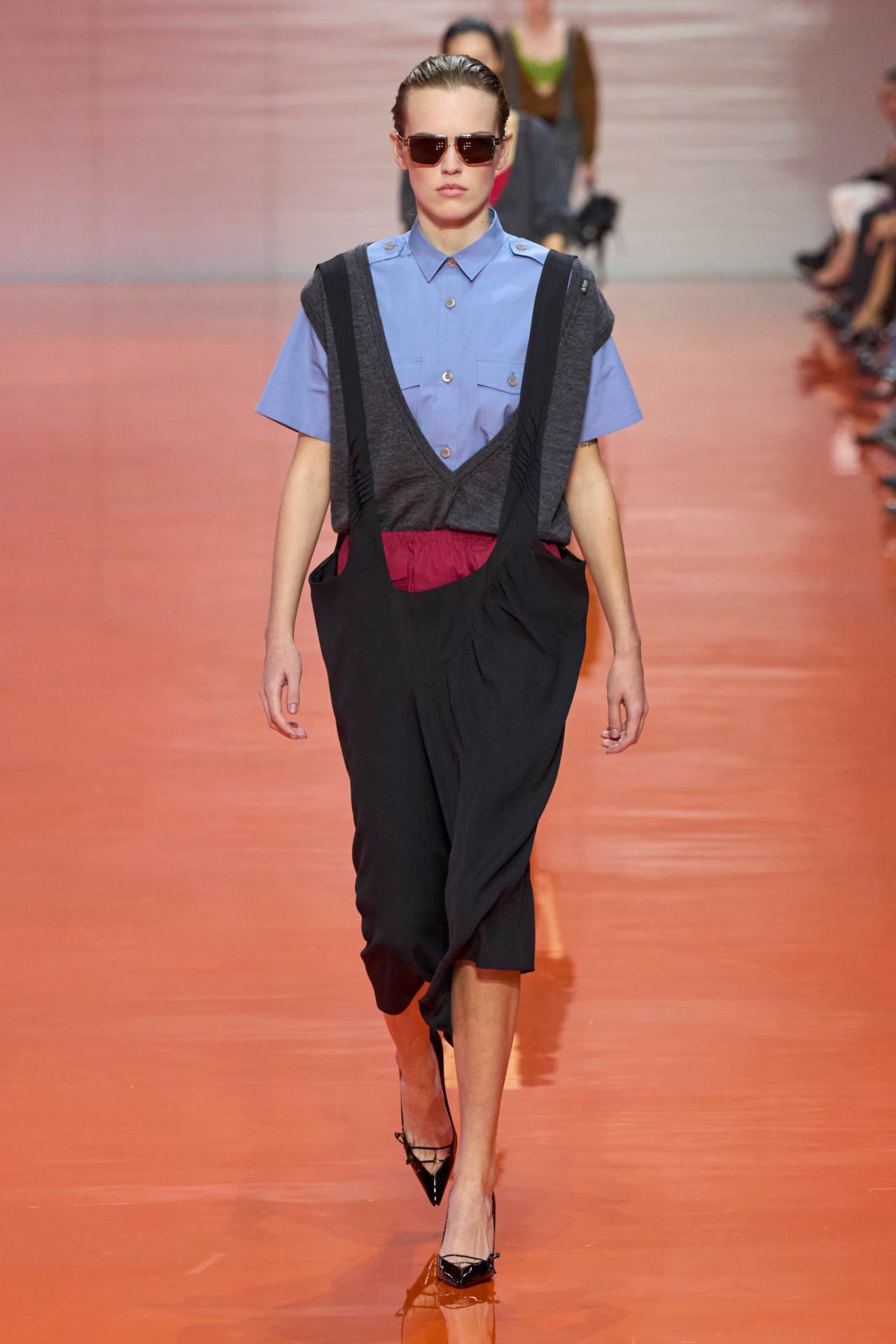 Prada S26 013 (1).jpg