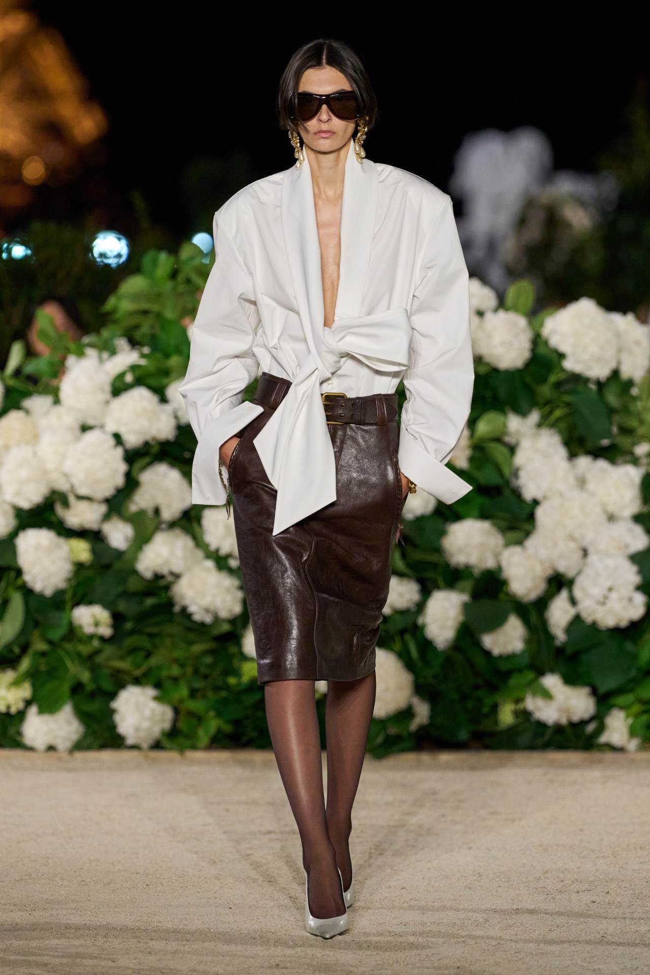 Saint Laurent S26 005.jpg