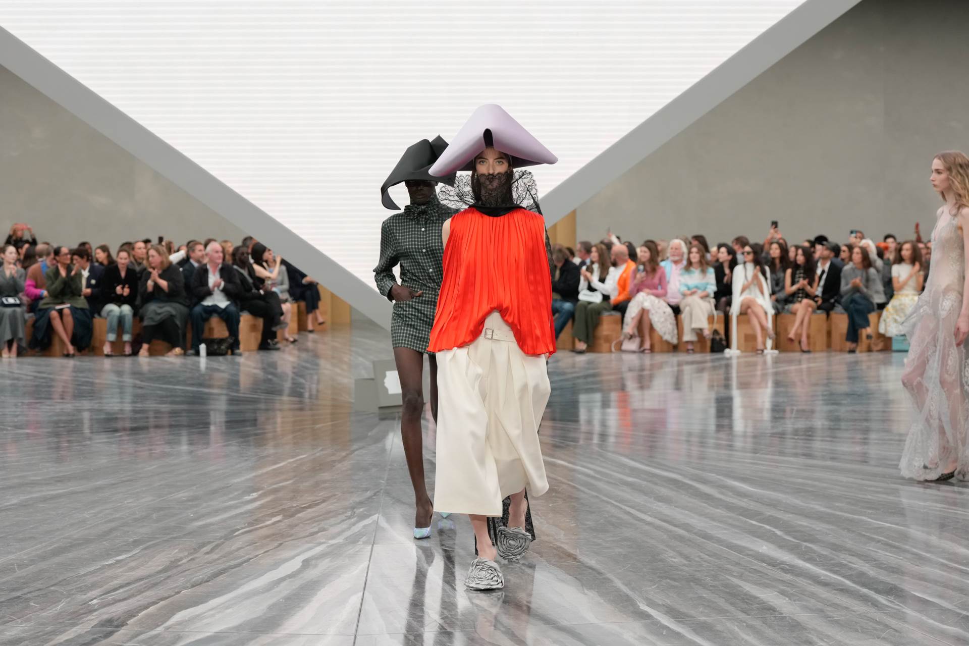 Christian Dior S26 076.jpg