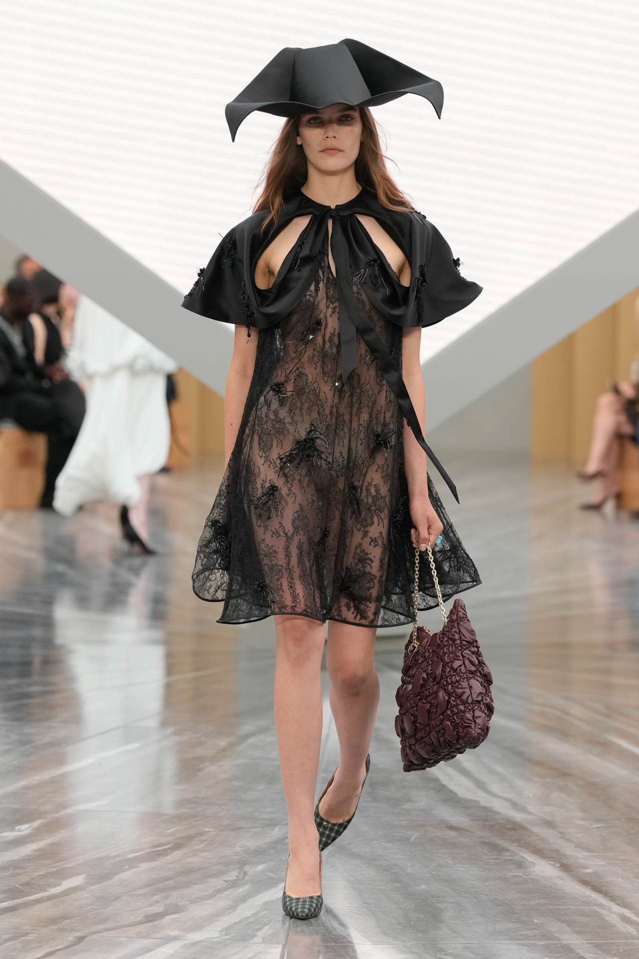 Christian Dior S26 041.jpg