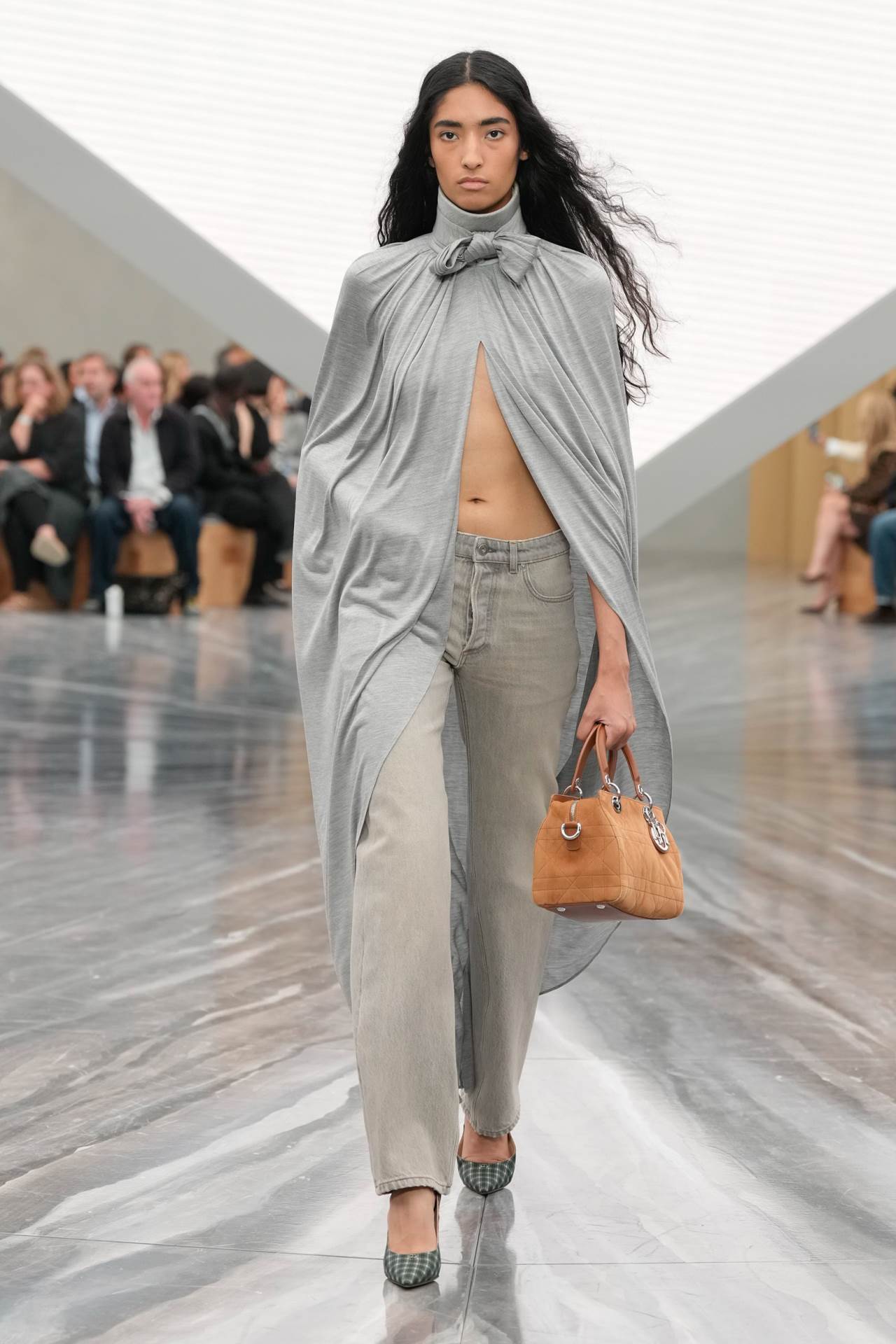 Christian Dior S26 047.jpg