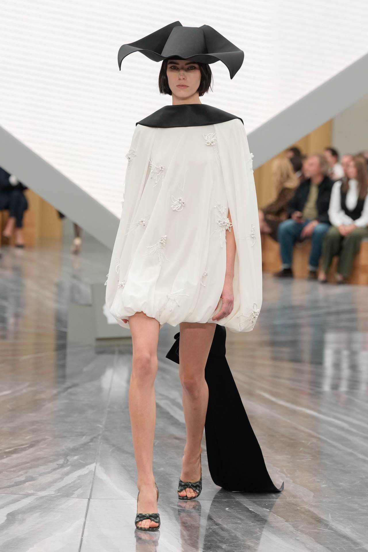 Christian Dior S26 055.jpg