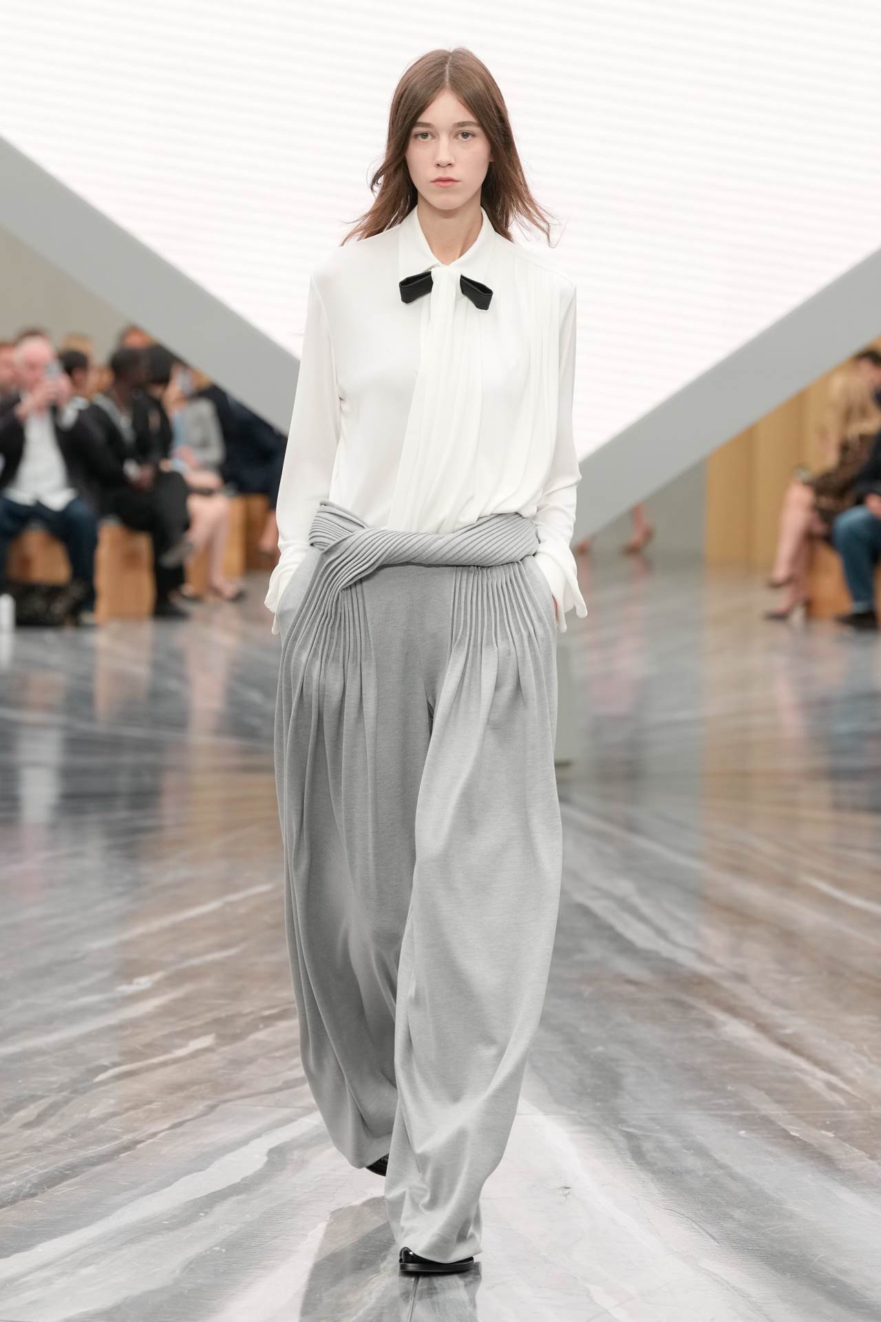 Christian Dior S26 017.jpg