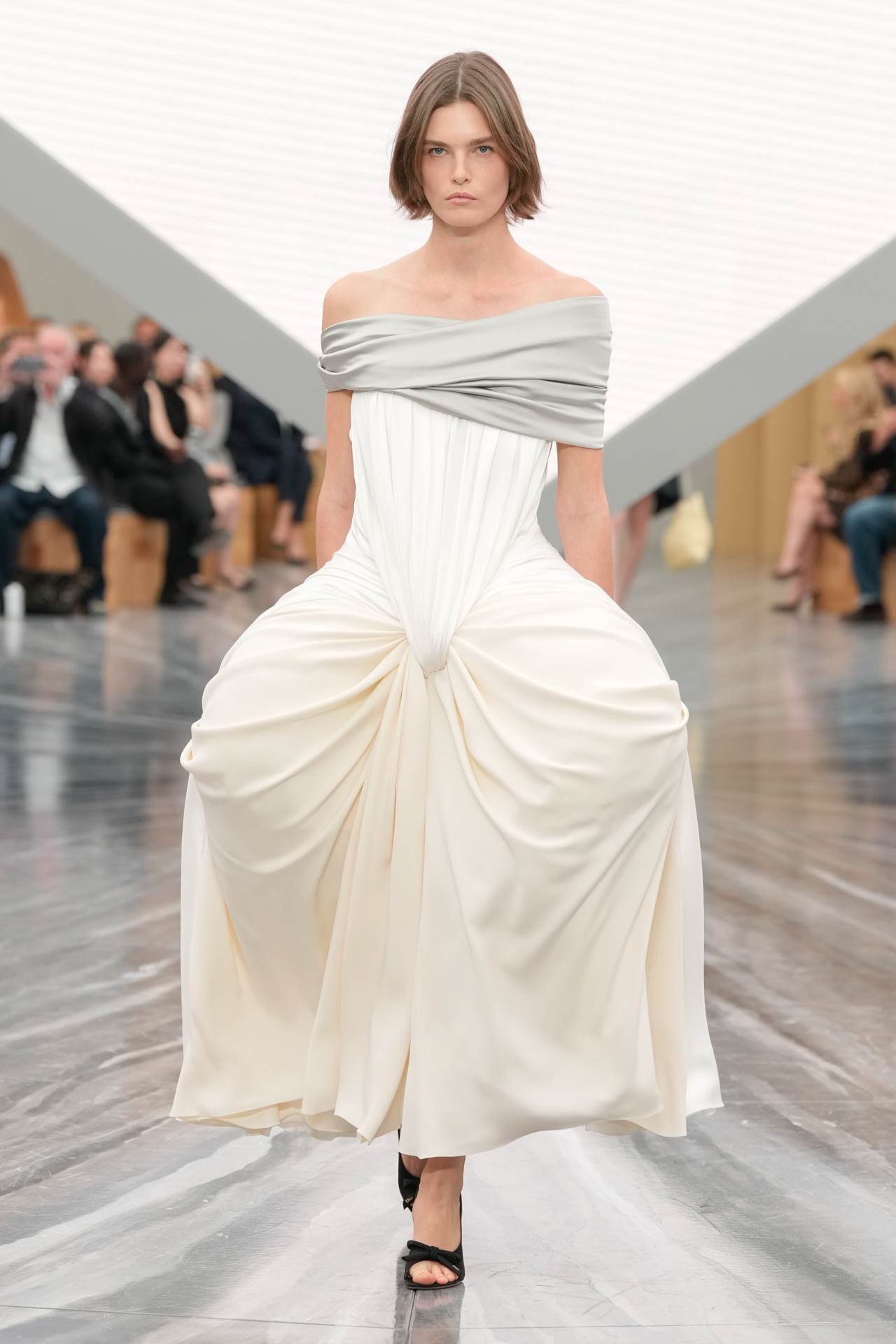 Christian Dior S26 026.jpg