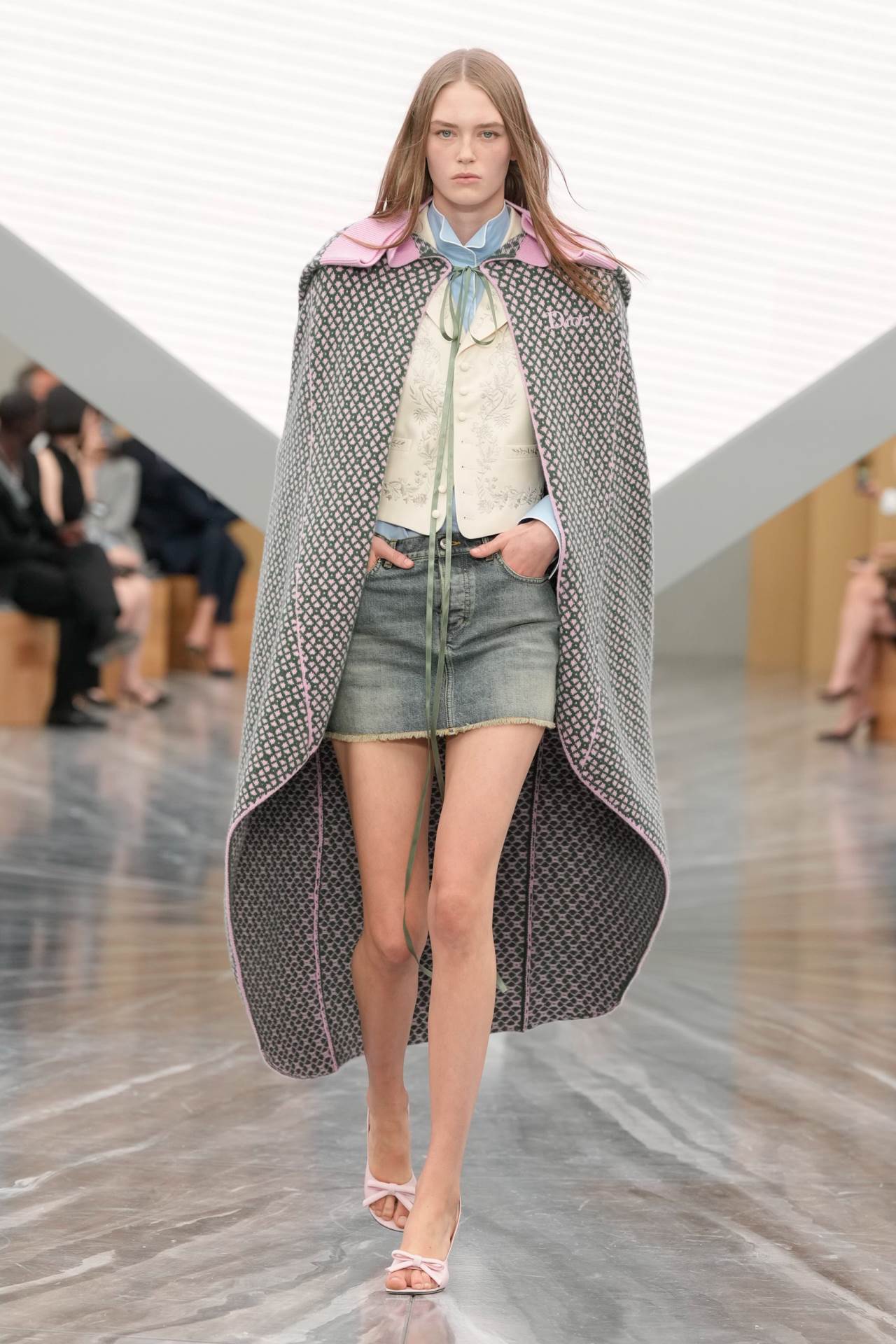 Christian Dior S26 027.jpg