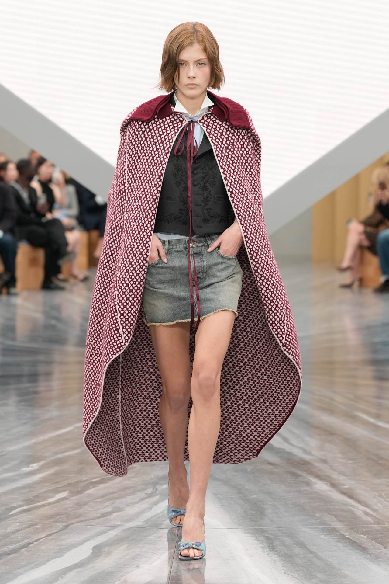 Christian Dior S26 039.jpg