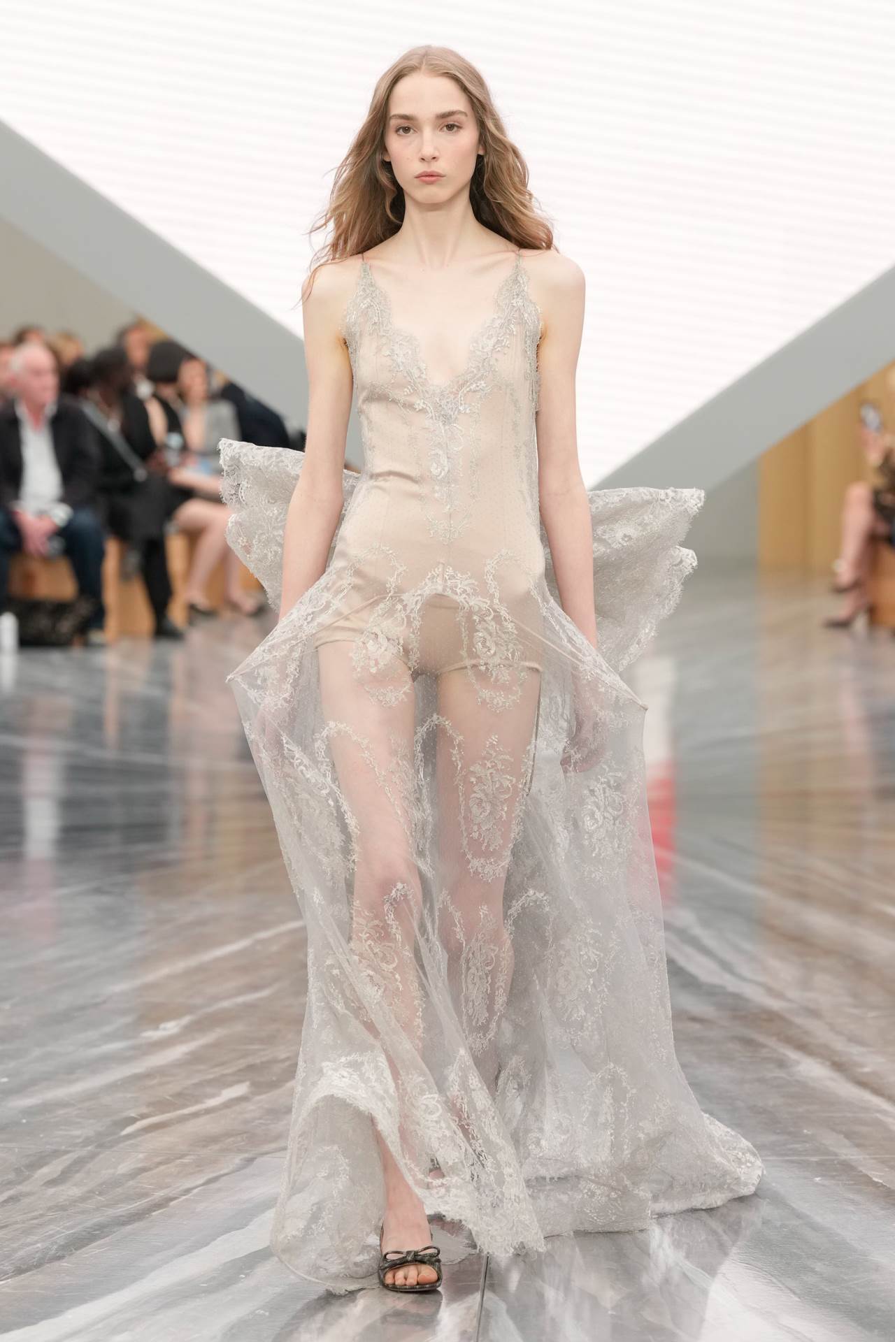 Christian Dior S26 006.jpg