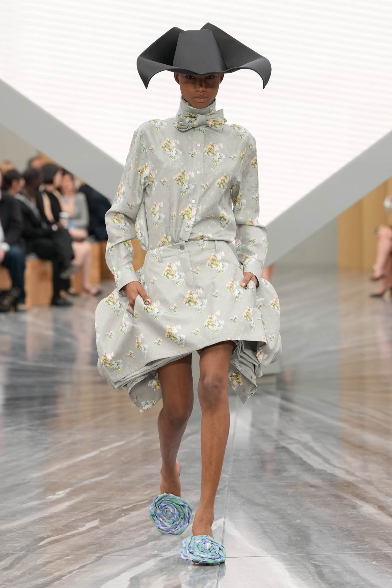 Christian Dior S26 011.jpg