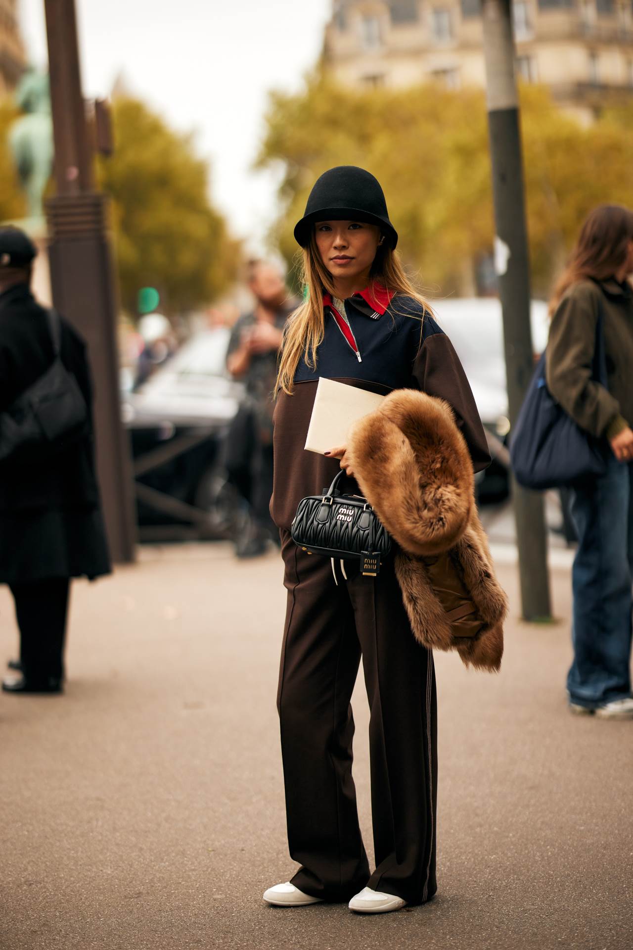 Paris str S26 2761.jpg