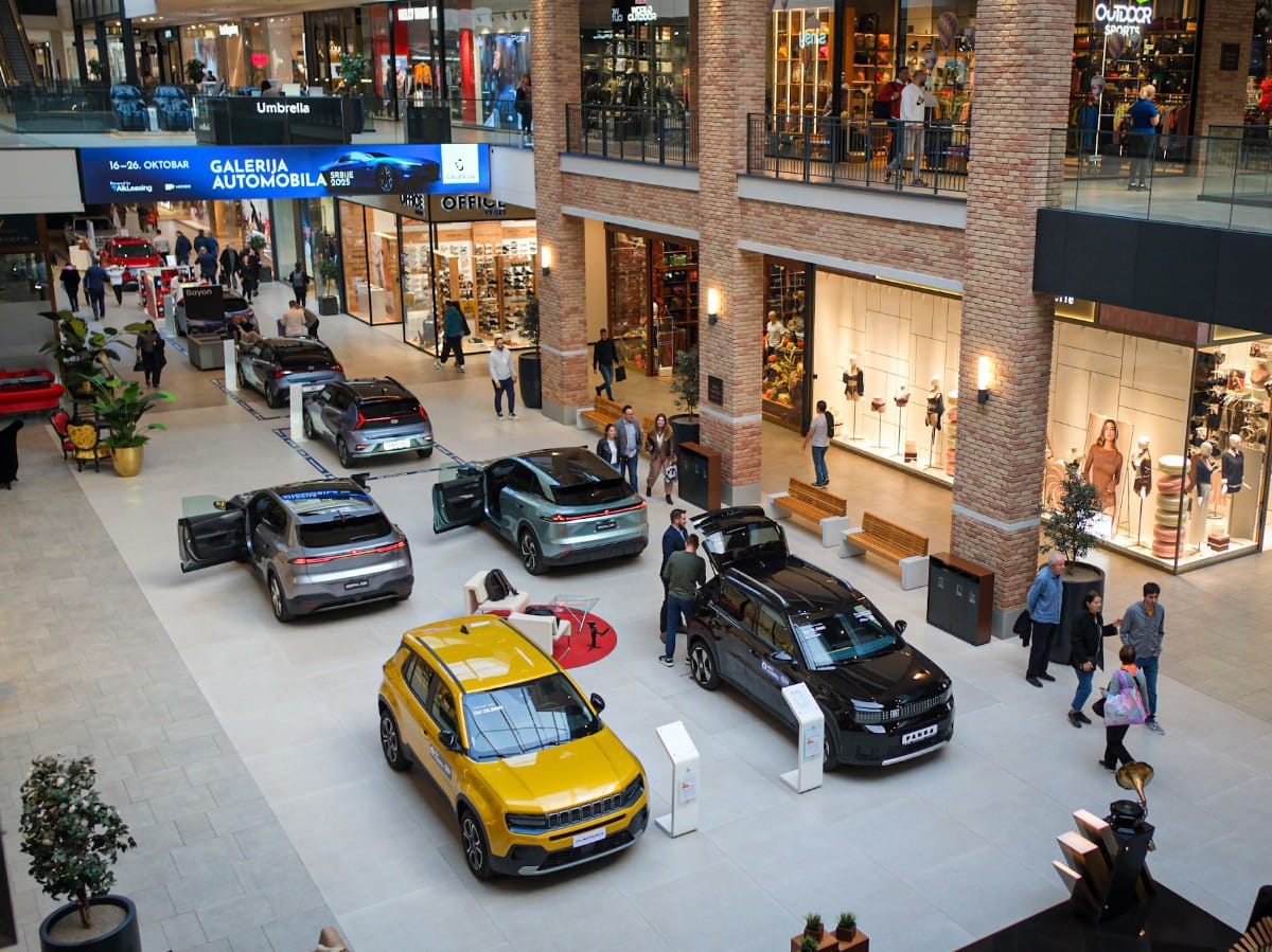 Galerija automobila (30).jpg