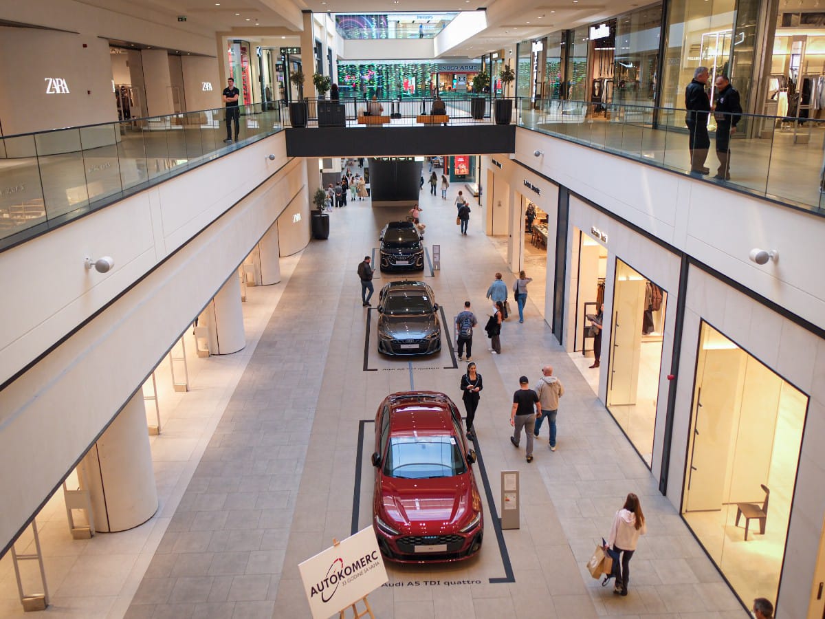 Galerija automobila (24).jpg