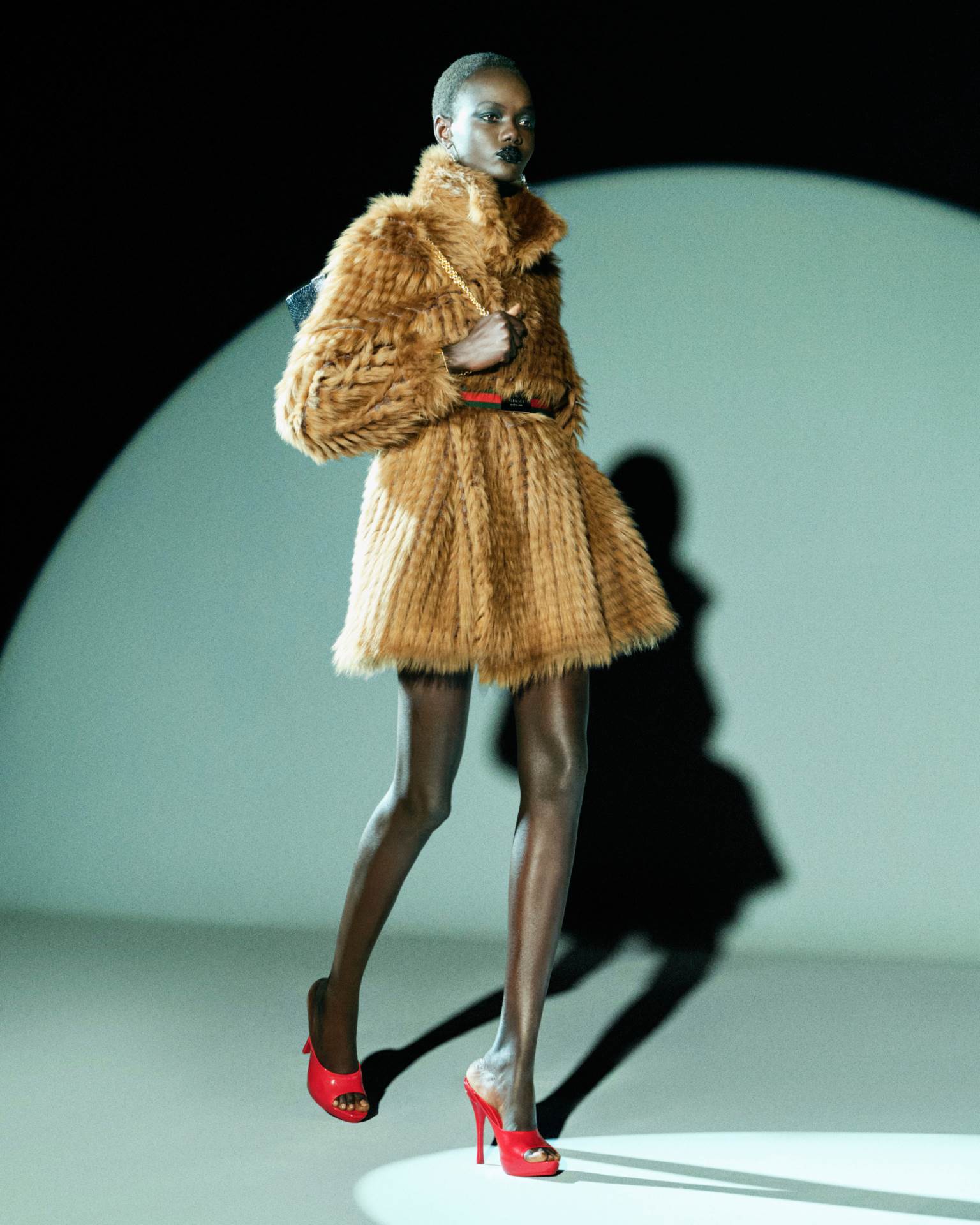 Gucci PreFall PO F26 035.jpg