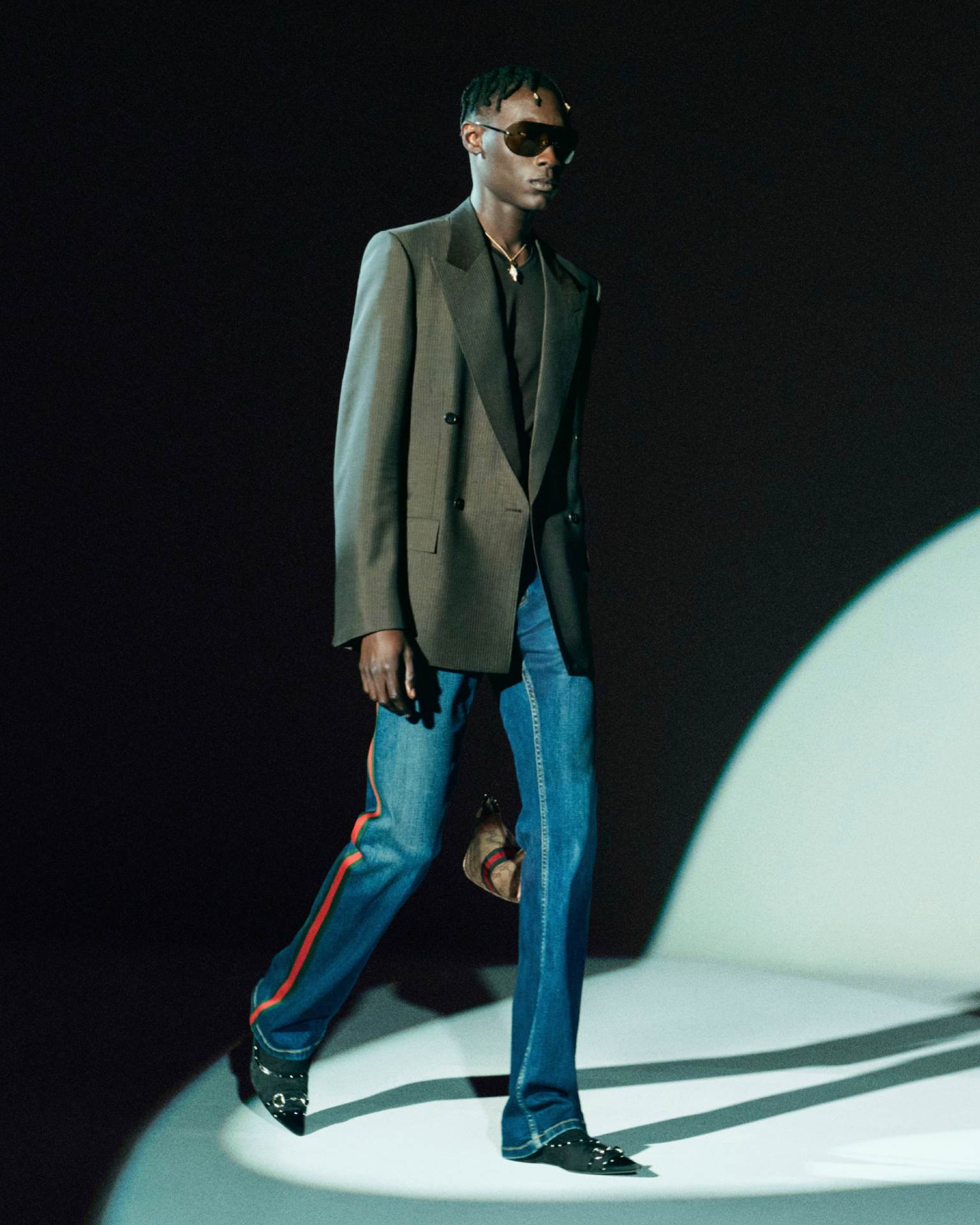 Gucci PreFall PO F26 006.jpg