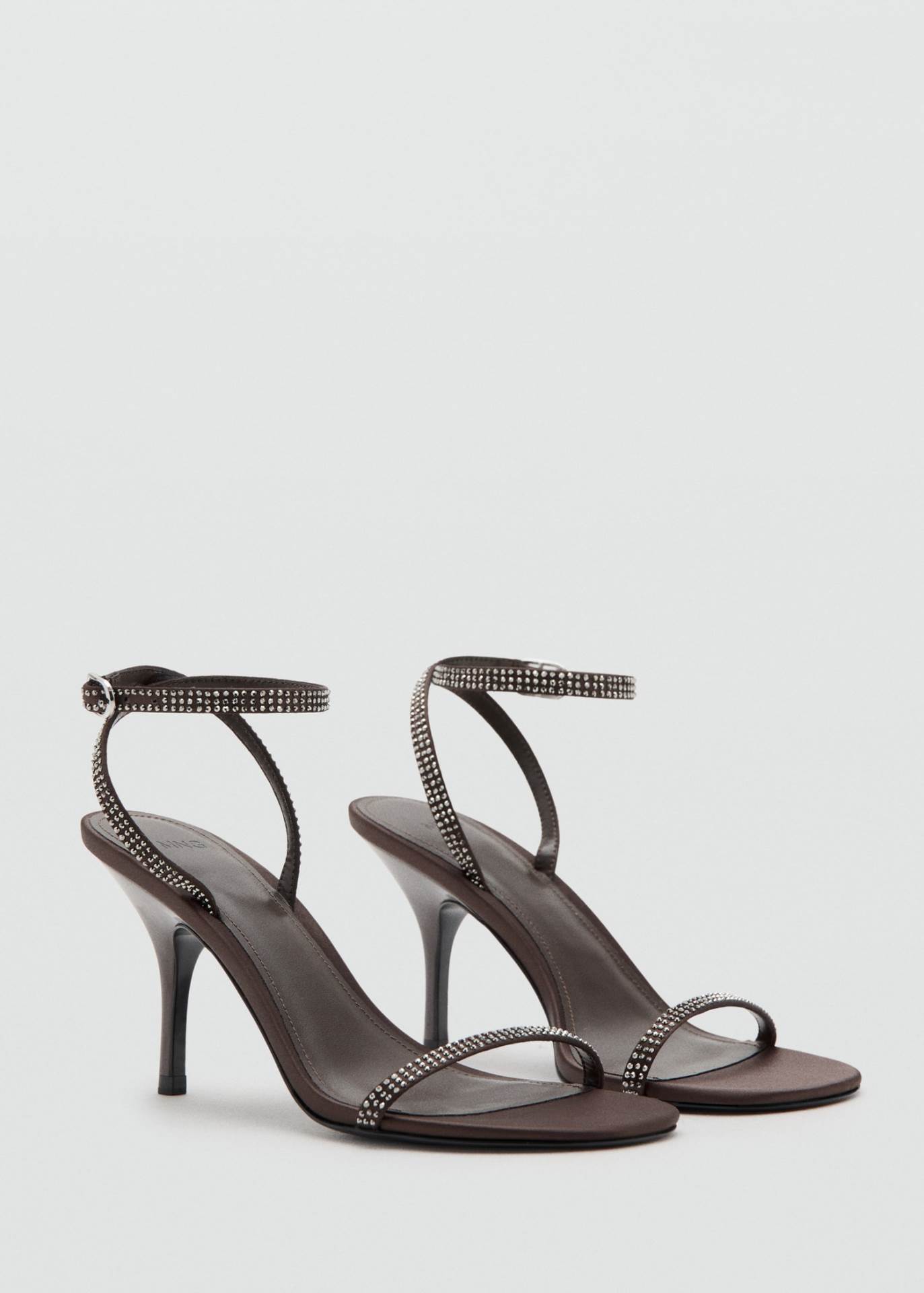 Mango sandale za doček 2026.