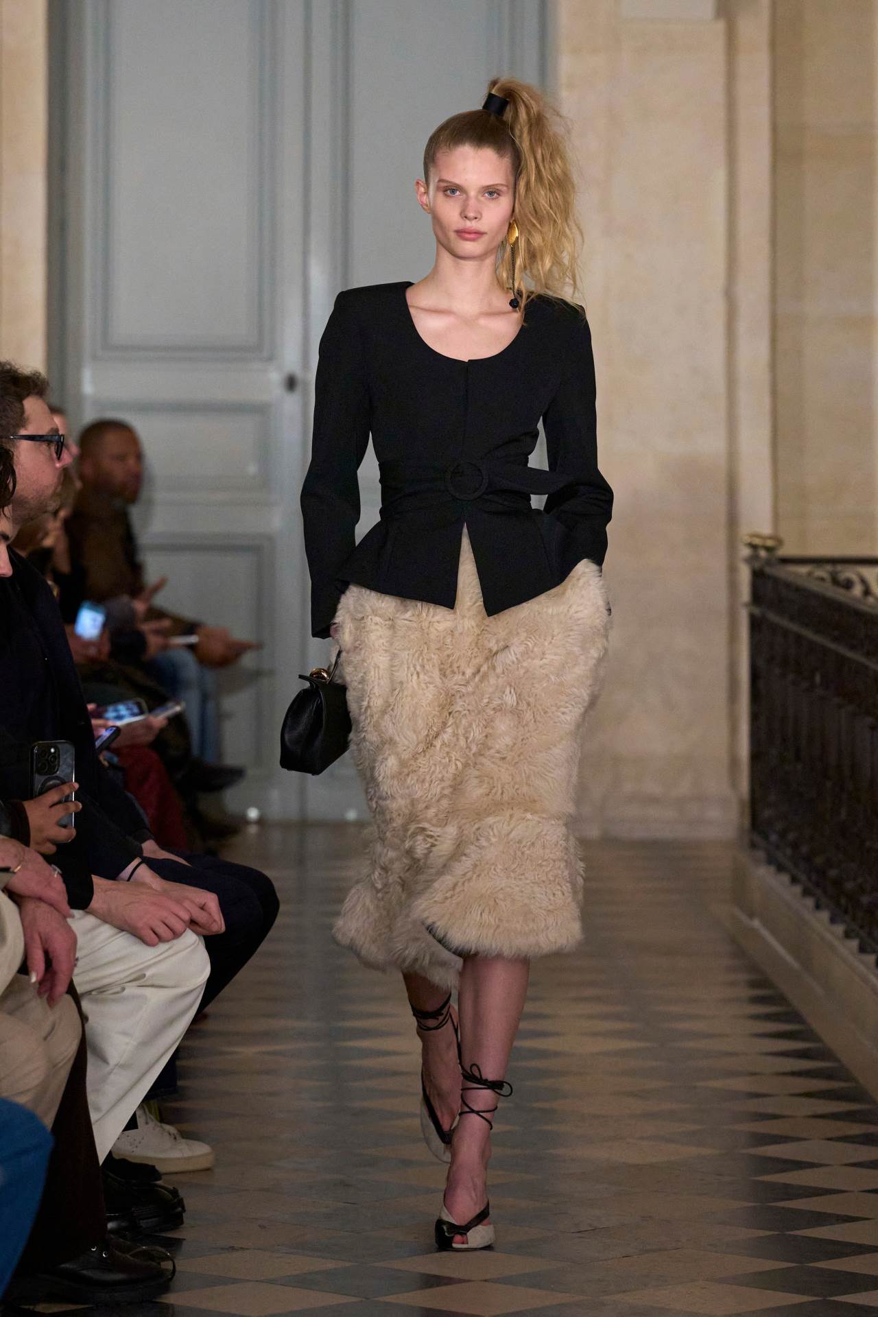 Jacquemus PO F26 039.jpg