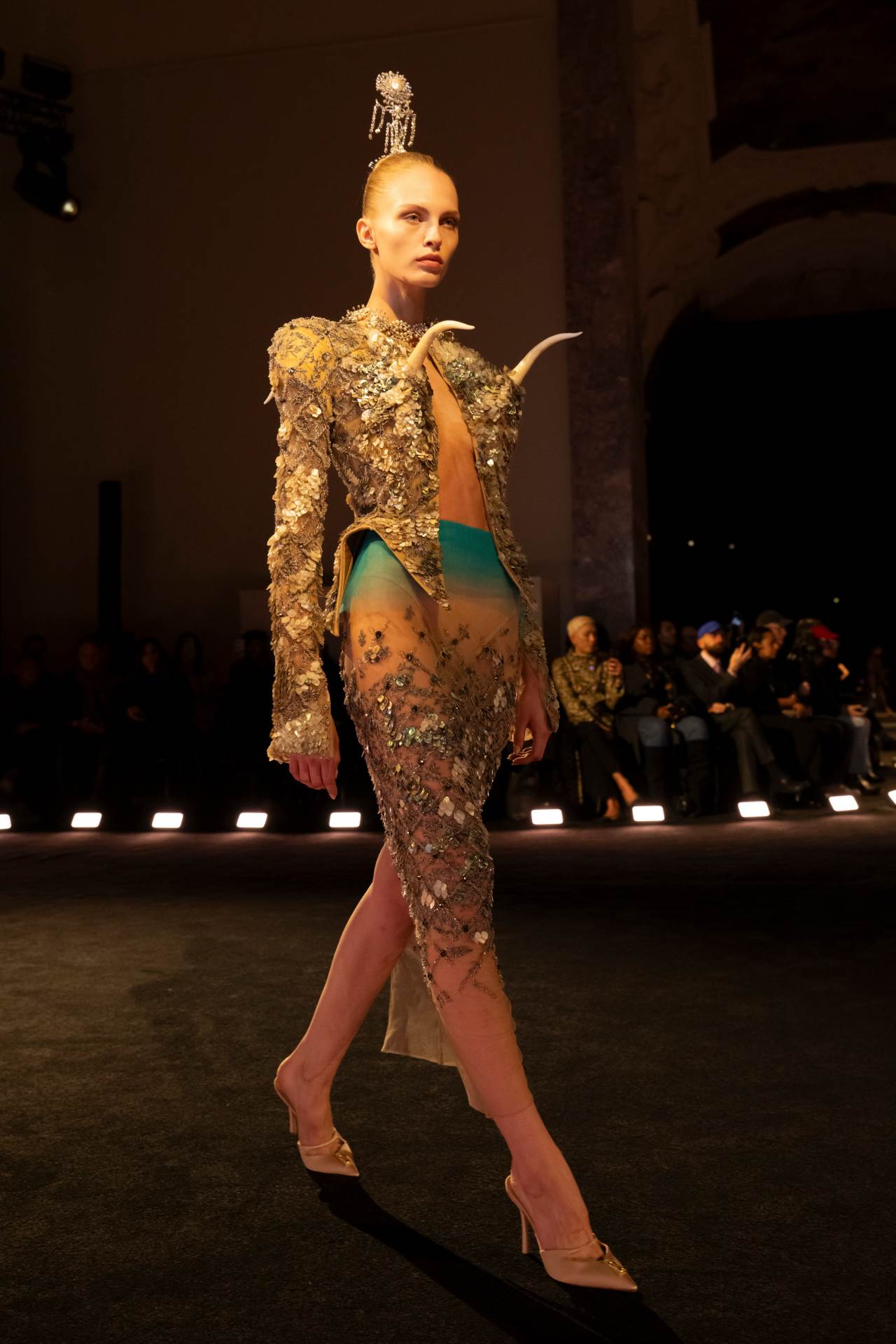 Schiaparelli HC PO S26 017.jpg