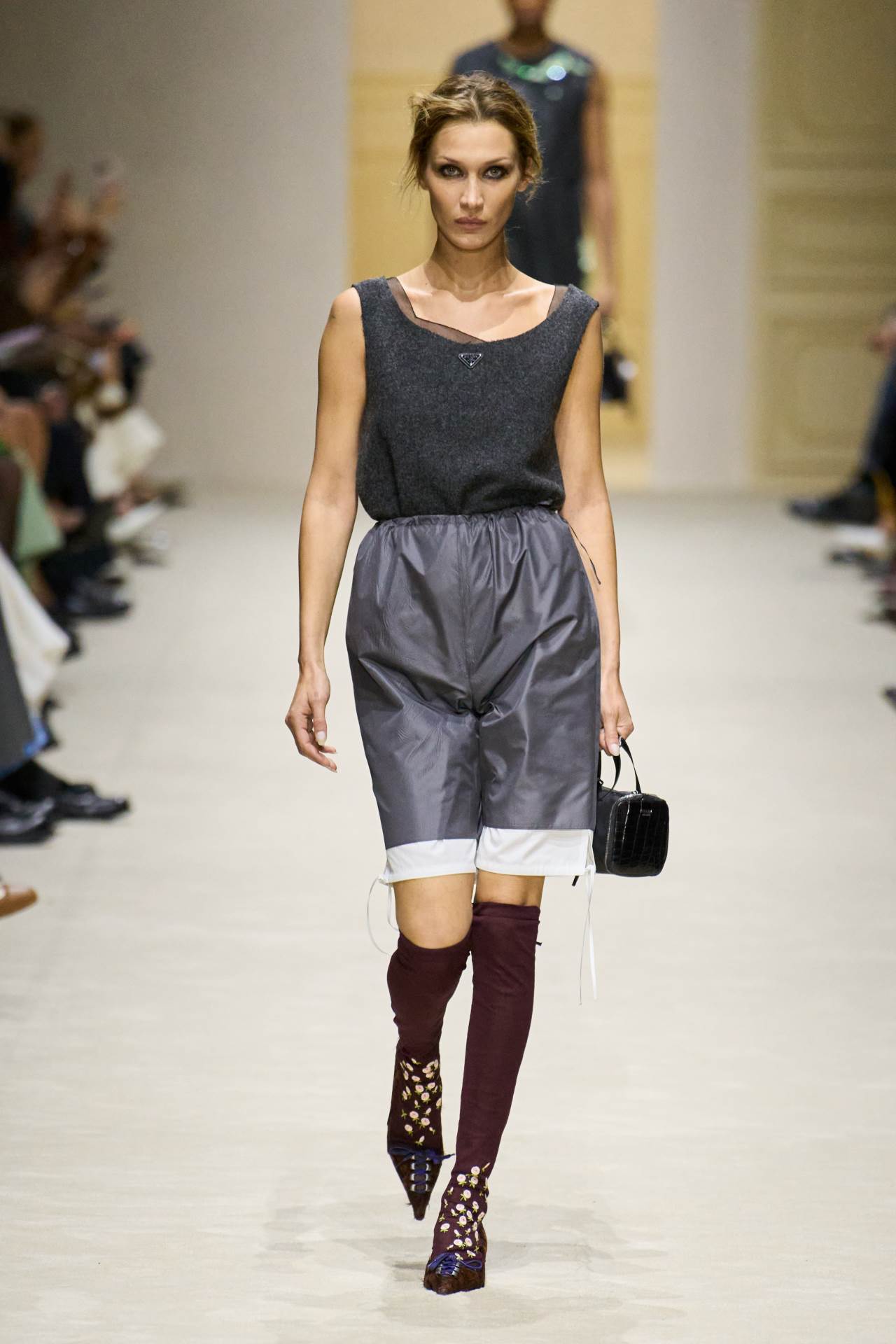 Prada F26 055.jpg