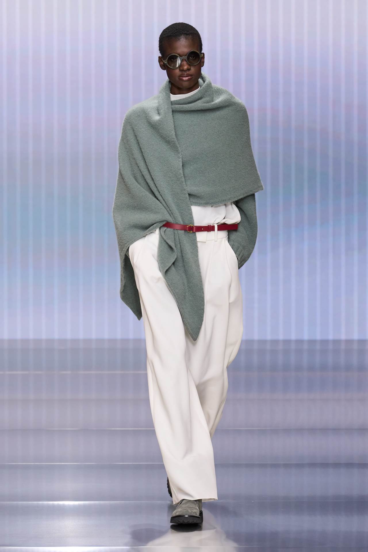 Giorgio Armani F26 018.jpg