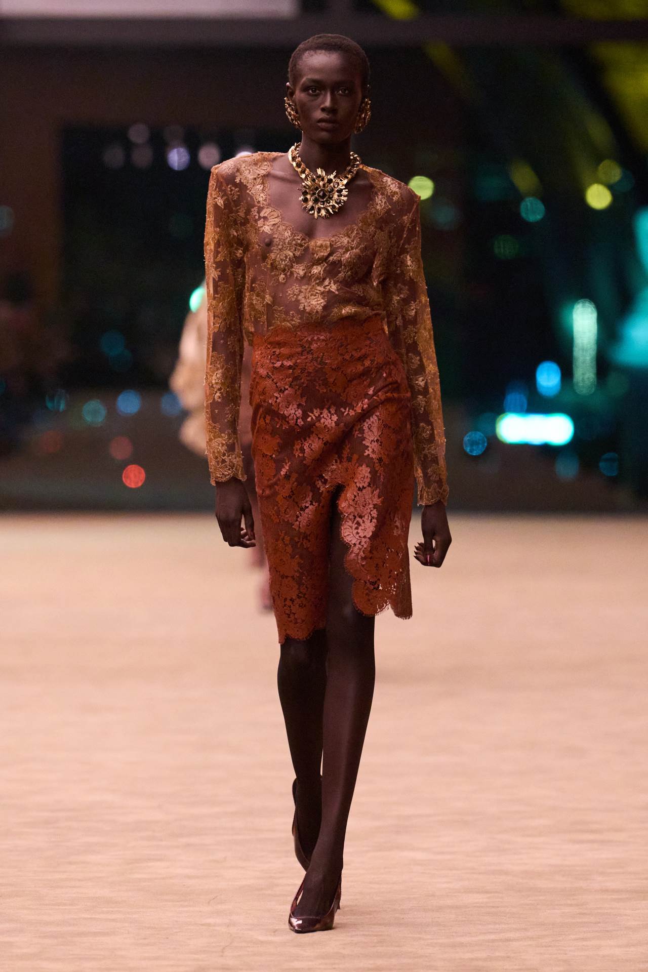 Saint Laurent F26 020.jpg