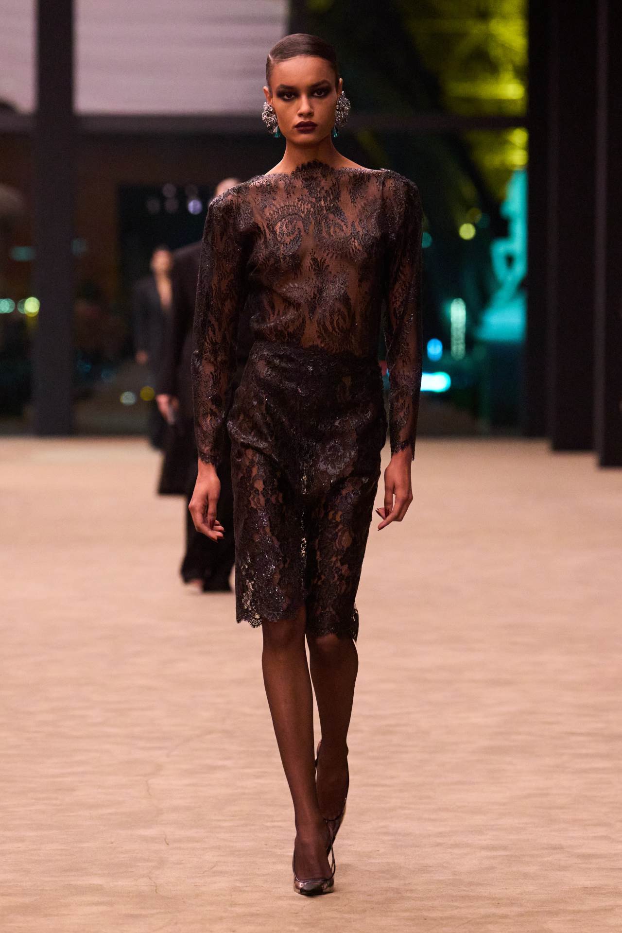 Saint Laurent F26 035.jpg