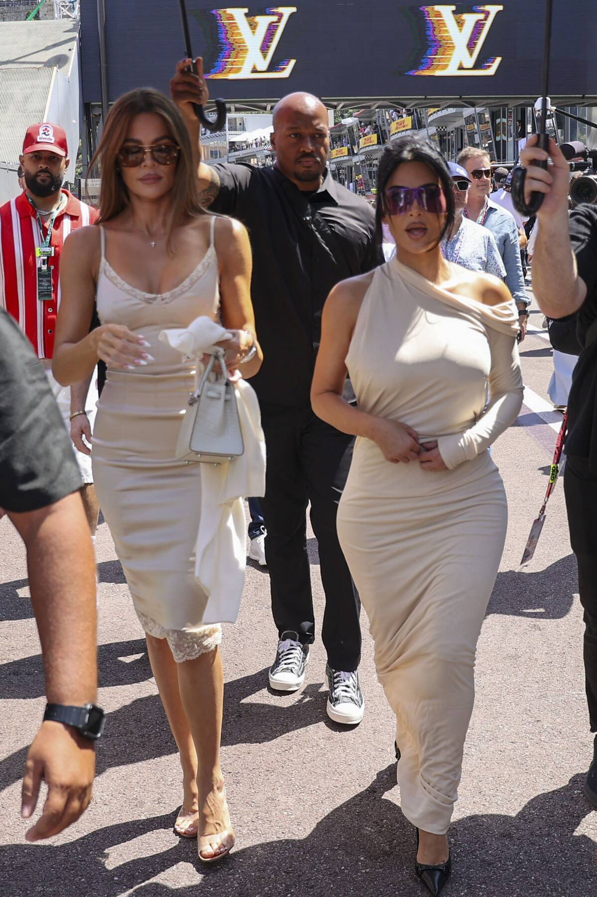 Kim Kardashian i Khloé Kardashian