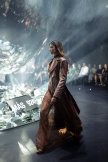 Model by MÁS924_ELLE ICONIC NIGHT_By Darius Kucys (2).jpg