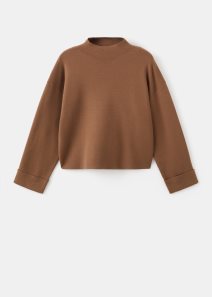 Mango pletena dukserica.