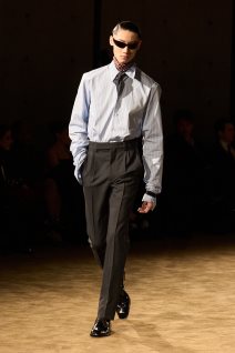 Saint Laurent m F26 019.jpg