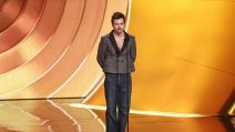 Harry Styles u Dior sakou na dodeli Grammy nagrada 2026.