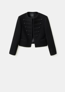 Kaput u military stilu za zimu.