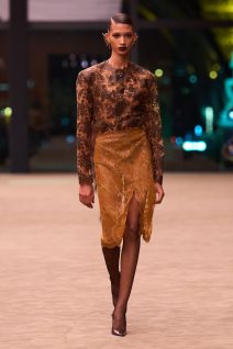 Saint Laurent F26 019.jpg