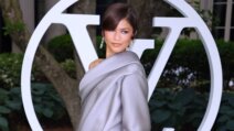 Zendaya na Louis Vuitton reviji.