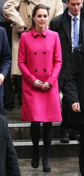 Razbijte jesenje sivilo: Kako pink kaput nosi J.Lo, Kate Middleton i drugi..