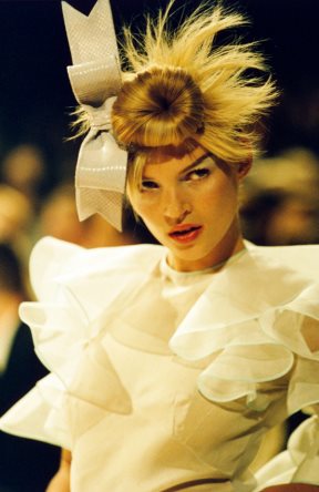 Sada i vi možete da posedujete vintage Dior komad, a evo i kako!