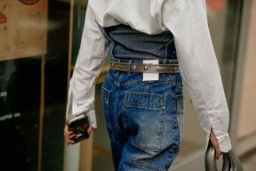 Široke farmerke su glavni trend proleća, a evo kako da ih nosite za stylish izgled!
