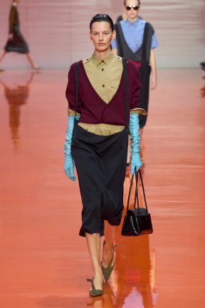 Prada S26 012 (1).jpg