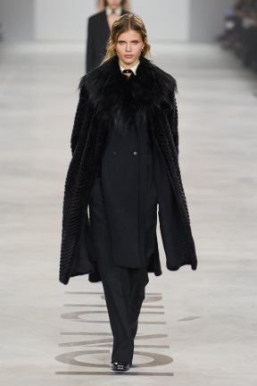 Fendi F26 023.jpg