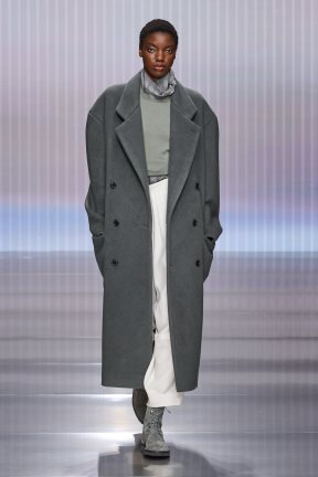 Giorgio Armani F26 020.jpg