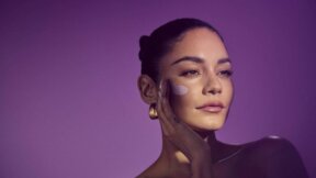 Vanessa Hudgens u reklami za  Know Beauty.