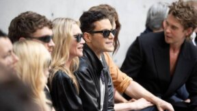Connor Storrie, Kate Moss, Rami Malek i Austin Butler na YSL reviji.